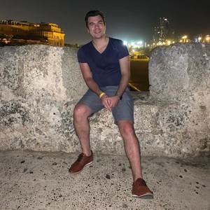 Meet your Posher, Adam